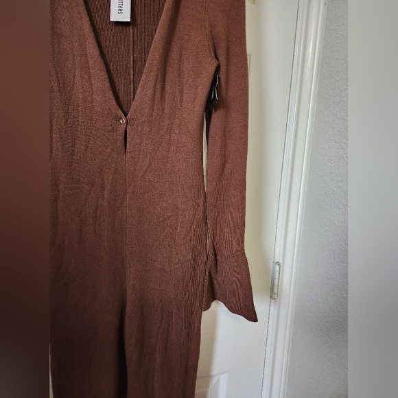 Urban Outfitters Brown Ribbed Long-Sleeve Zipper Jumpsuit - Picture 8 of 13